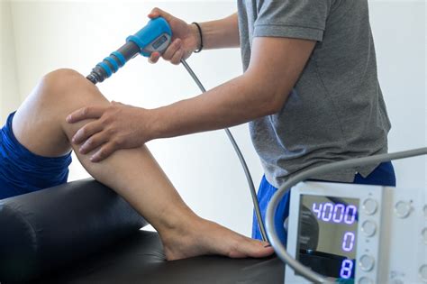 Top specialists for shockwave therapy in Bagshot .